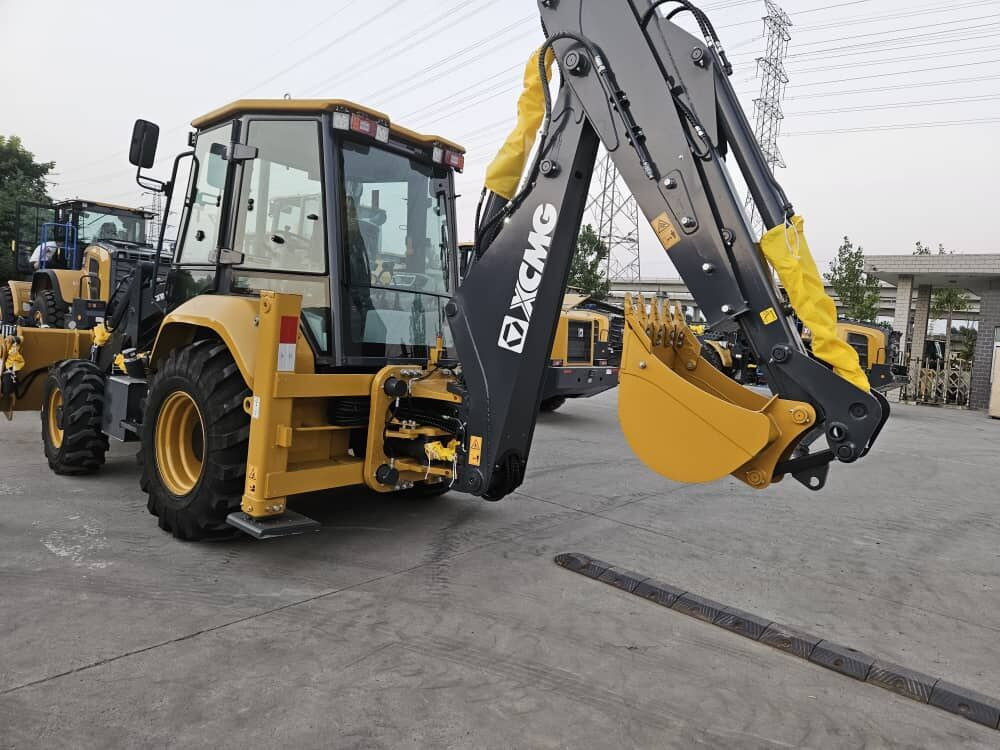 New XCMG XC870HK backhoe loader - Rýpadlo-nakladač: obrázok 2 New XCMG XC870HK backhoe loader - Rýpadlo-nakladač: obrázok 2