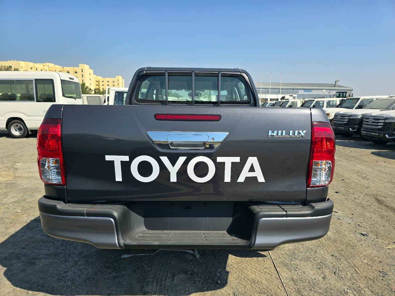 TOYOTA HILUX ACTIVE DOUBLE CAB - Pick-up, Dodávkа s dvojitou kabínou: obrázok 1 TOYOTA HILUX ACTIVE DOUBLE CAB - Pick-up, Dodávkа s dvojitou kabínou: obrázok 1