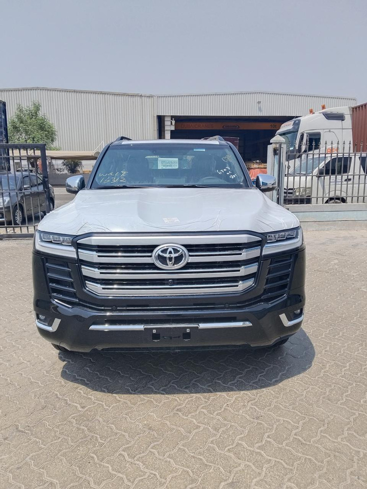 Toyota Land Cruiser VXR - Automobil: obrázok 2 Toyota Land Cruiser VXR - Automobil: obrázok 2