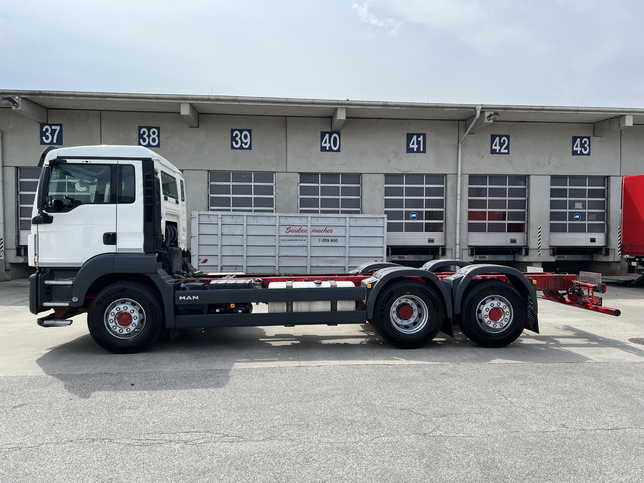 MAN TGS 26 510 Lenk-Liftachse | Retarder | Klima - Podvozek s kabinou: obrázok 4 MAN TGS 26 510 Lenk-Liftachse | Retarder | Klima - Podvozek s kabinou: obrázok 4