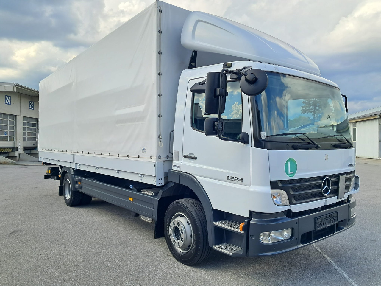 MERCEDES-BENZ ATEGO 12 24 Plane LBW | Klima | Schaltgetriebe - Plachtové nákladné vozidlo: obrázok 2 MERCEDES-BENZ ATEGO 12 24 Plane LBW | Klima | Schaltgetriebe - Plachtové nákladné vozidlo: obrázok 2