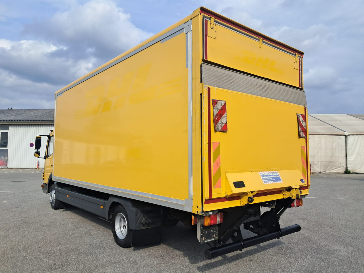MERCEDES-BENZ ATEGO 8 16 Koffer mit LBW | Schalter | EZ 2013 - Skříňový nákladní auto: obrázok 5 MERCEDES-BENZ ATEGO 8 16 Koffer mit LBW | Schalter | EZ 2013 - Skříňový nákladní auto: obrázok 5