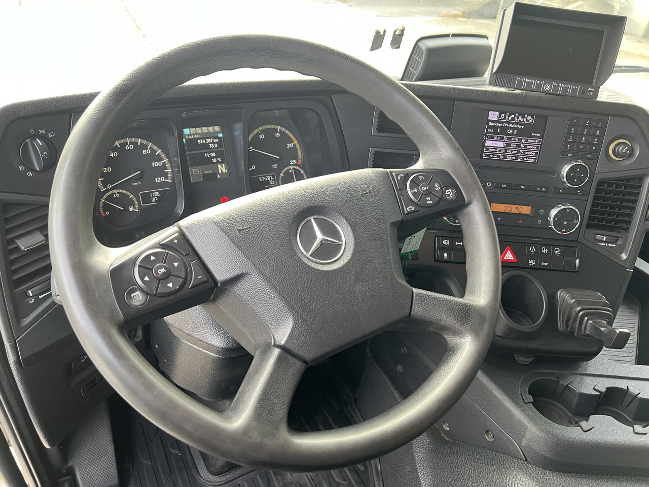 Leasing MERCEDES-BENZ Antos 25 40 | Standheizung | Klima | Liftachse MERCEDES-BENZ Antos 25 40 | Standheizung | Klima | Liftachse: obrázok 13