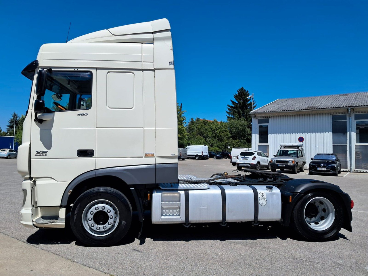 DAF XF 18.460 Schubboden | Klima | Retarder | Differ - Ťahač: obrázok 4 DAF XF 18.460 Schubboden | Klima | Retarder | Differ - Ťahač: obrázok 4