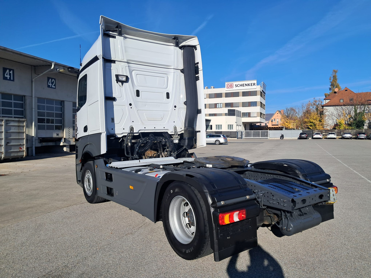 MERCEDES-BENZ Actros 18 45 | Retarder | Standklima | 4 Stück MP5 - Ťahač: obrázok 3 MERCEDES-BENZ Actros 18 45 | Retarder | Standklima | 4 Stück MP5 - Ťahač: obrázok 3