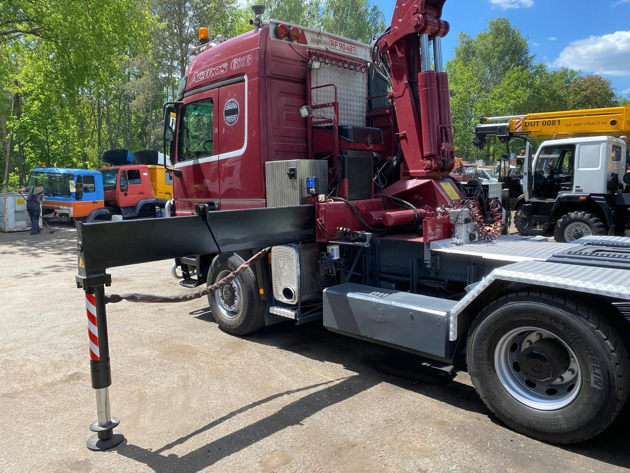 Mercedes-Benz ACTROS 3348 Kran HMF3720K4 Fly-Jip Fun   k Klima - Auto s hydraulickou rukou: obrázok 5 Mercedes-Benz ACTROS 3348 Kran HMF3720K4 Fly-Jip Fun   k Klima - Auto s hydraulickou rukou: obrázok 5