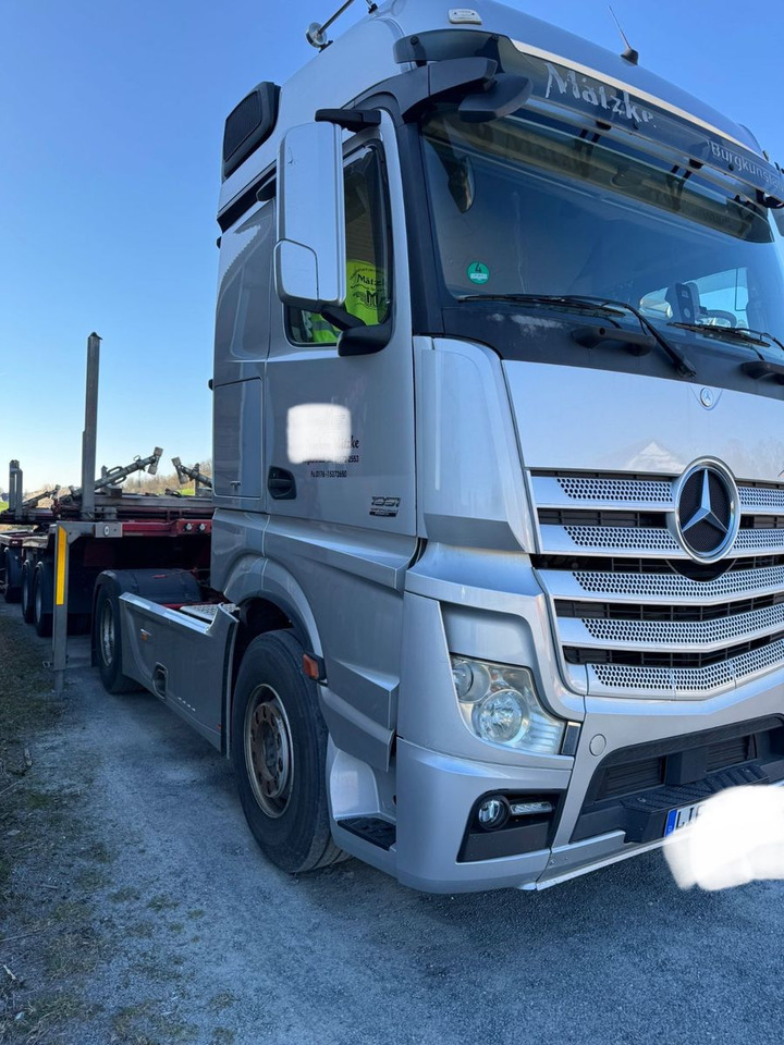 Mercedes-Benz Actros 1851 TÜV NEU TOP ZUSTAND - Ťahač: obrázok 1 Mercedes-Benz Actros 1851 TÜV NEU TOP ZUSTAND - Ťahač: obrázok 1