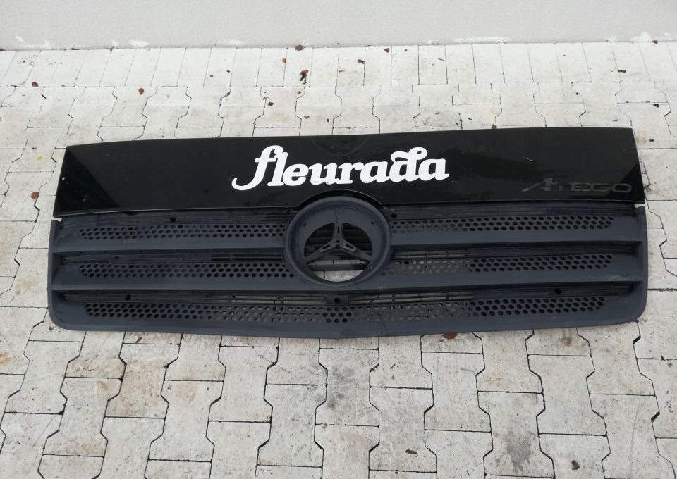 ATRAPA GRILL MASKA MERCEDES ATEGO EURO6 - Kapota pre Nákladné auto: obrázok 1 ATRAPA GRILL MASKA MERCEDES ATEGO EURO6 - Kapota pre Nákladné auto: obrázok 1