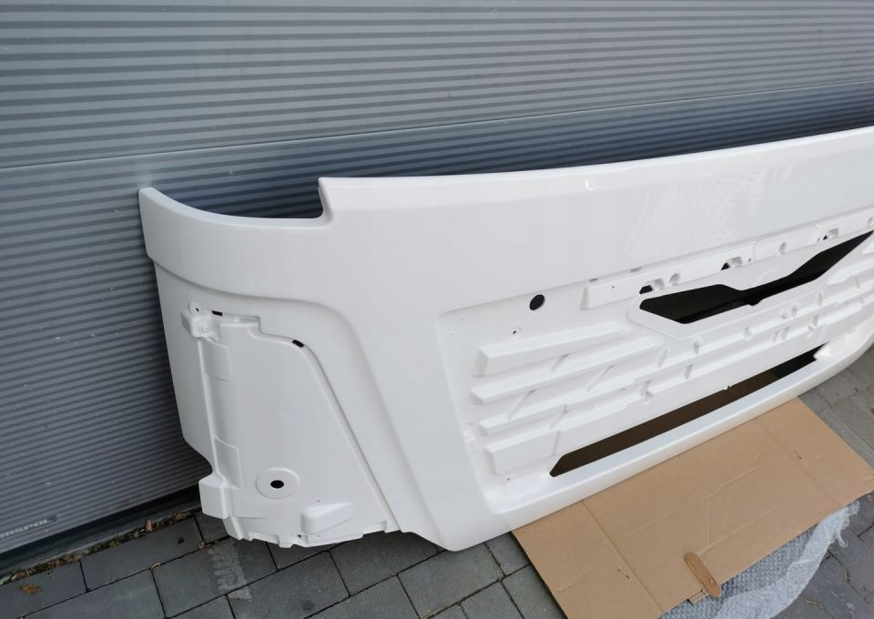 ATRAPA MASKA MAN TGX E6 RAL 9010 ORYGINAŁ - Kapota pre Nákladné auto: obrázok 2 ATRAPA MASKA MAN TGX E6 RAL 9010 ORYGINAŁ - Kapota pre Nákladné auto: obrázok 2