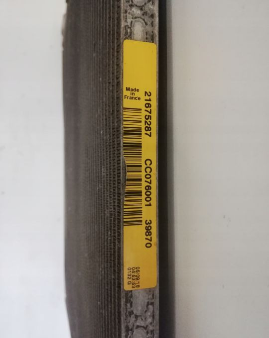 CHŁODNICA KLIMY VOLVO FL ORGINAŁ 21675287 18R. - Chladič klimatizácie pre Nákladné auto: obrázok 2 CHŁODNICA KLIMY VOLVO FL ORGINAŁ 21675287 18R. - Chladič klimatizácie pre Nákladné auto: obrázok 2