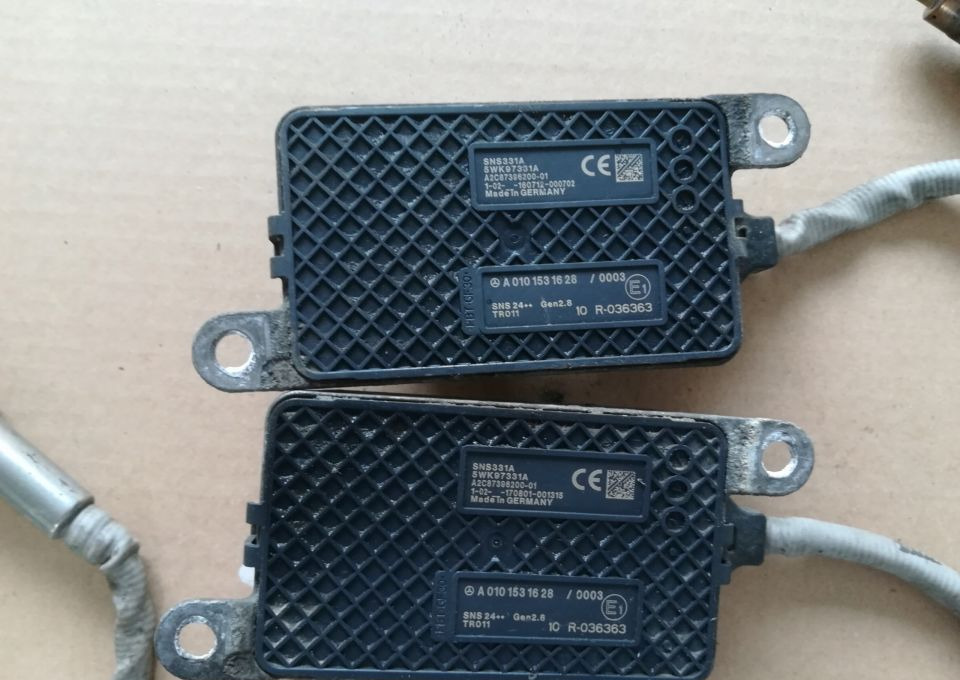 CZUJNIK NOX MERCEDES ACTROS A 0101531628 - Senzor: obrázok 1 CZUJNIK NOX MERCEDES ACTROS A 0101531628 - Senzor: obrázok 1