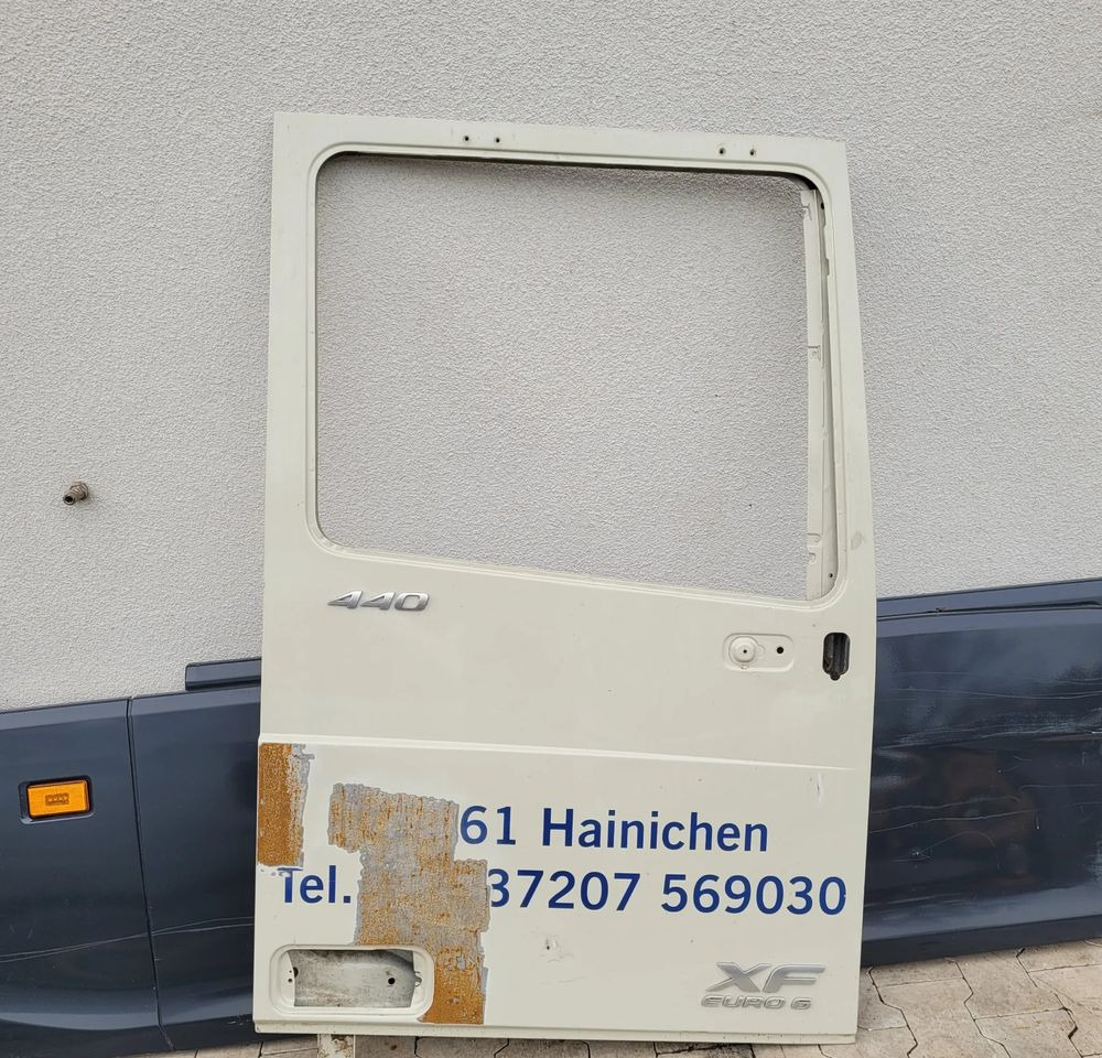 DRZWI PRAWE DAF XF 106 - Dvere a diely pre Nákladné auto: obrázok 1 DRZWI PRAWE DAF XF 106 - Dvere a diely pre Nákladné auto: obrázok 1