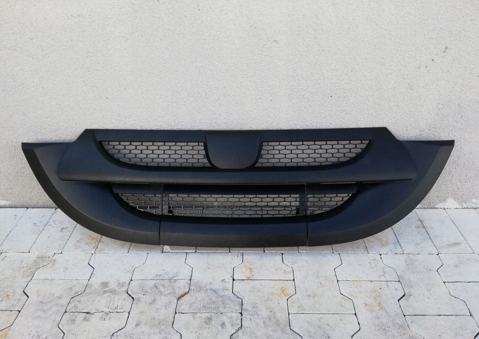 GRILL ATRAPA DAF LF NOWY ORYGINAŁ EURO6 - Mriežka pre Nákladné auto: obrázok 1 GRILL ATRAPA DAF LF NOWY ORYGINAŁ EURO6 - Mriežka pre Nákladné auto: obrázok 1