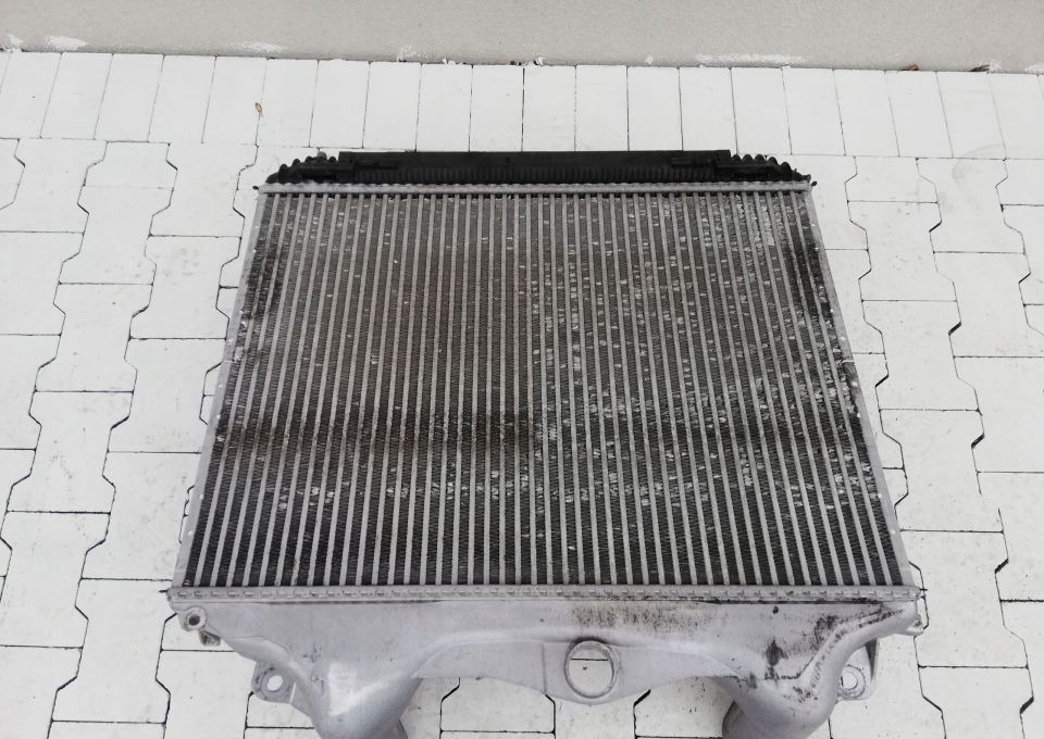 INTERCOOLER CHŁODNICA POWIETRZA MAN TGS TGA LX - Medzichladič: obrázok 2 INTERCOOLER CHŁODNICA POWIETRZA MAN TGS TGA LX - Medzichladič: obrázok 2