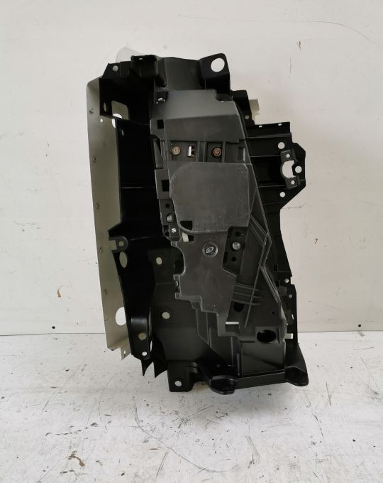LAMPA GARNEK OKULAR VOLVO FH 13 - Svetlomety pre Nákladné auto: obrázok 2 LAMPA GARNEK OKULAR VOLVO FH 13 - Svetlomety pre Nákladné auto: obrázok 2