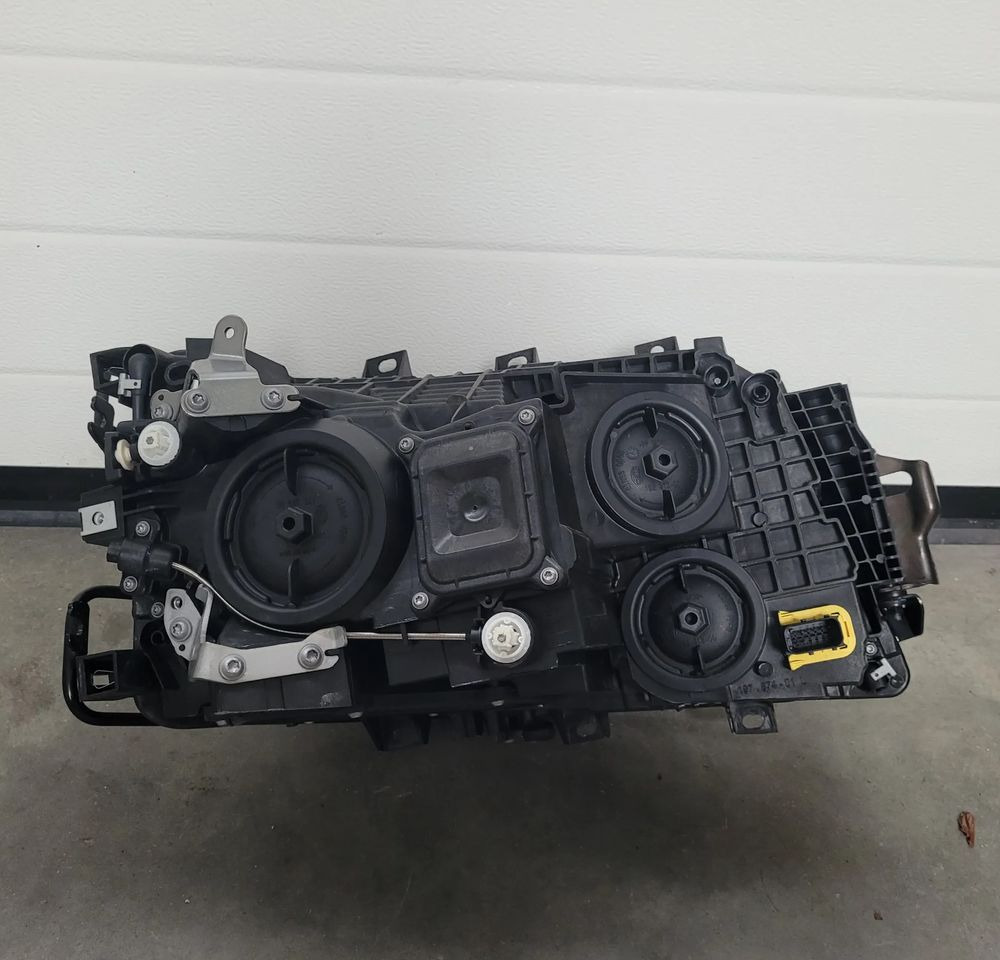LAMPA ROBOCZA SCANIA RS NM.26743388 ORYGINAŁ CHWALIM116 - Svetlo/ Osvetlenia pre Nákladné auto: obrázok 2 LAMPA ROBOCZA SCANIA RS NM.26743388 ORYGINAŁ CHWALIM116 - Svetlo/ Osvetlenia pre Nákladné auto: obrázok 2