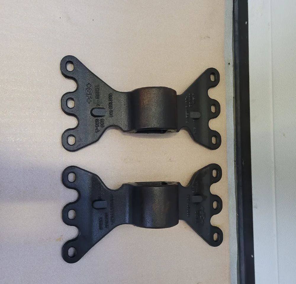 ŁAPY MOCOWANIE SIODŁA GF 622 129 484 - Točnica pre Nákladné auto: obrázok 1 ŁAPY MOCOWANIE SIODŁA GF 622 129 484 - Točnica pre Nákladné auto: obrázok 1