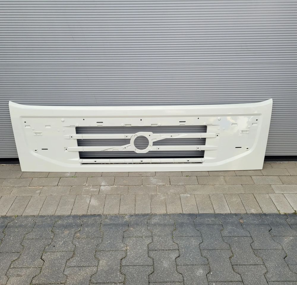 MASKA ATRAPA VOLVO FMX ORYGINAŁ 82257549 CHWALIM116 - Karoséria a exteriér pre Nákladné auto: obrázok 1 MASKA ATRAPA VOLVO FMX ORYGINAŁ 82257549 CHWALIM116 - Karoséria a exteriér pre Nákladné auto: obrázok 1