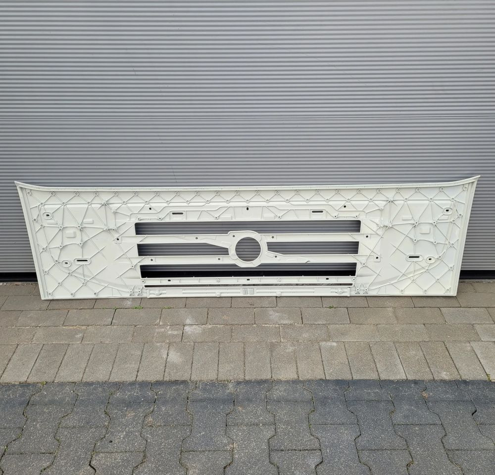 MASKA ATRAPA VOLVO FMX ORYGINAŁ 82257549 CHWALIM116 - Karoséria a exteriér pre Nákladné auto: obrázok 4 MASKA ATRAPA VOLVO FMX ORYGINAŁ 82257549 CHWALIM116 - Karoséria a exteriér pre Nákladné auto: obrázok 4