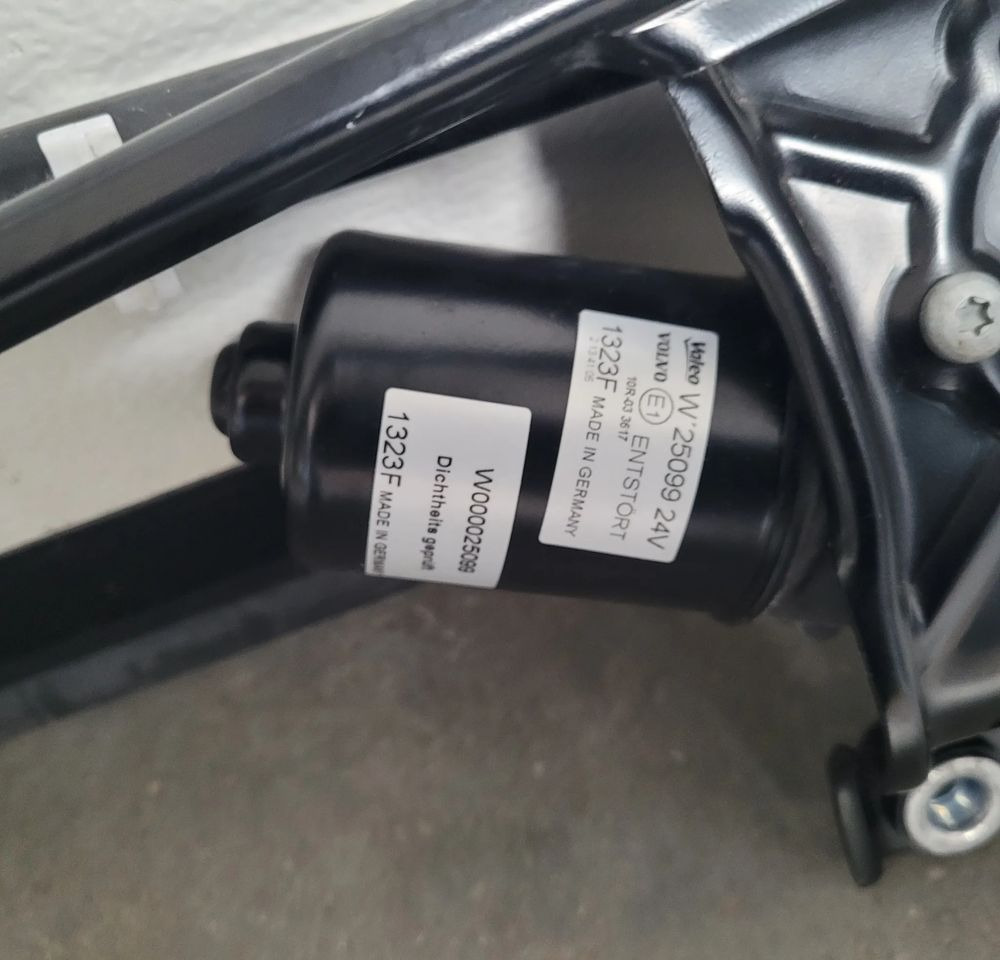 MECHANIZM WYCIERACZEK VOLVO FH4 FH5 ORYGINAŁ NOWY CHWALIM116 - Stierač pre Nákladné auto: obrázok 4 MECHANIZM WYCIERACZEK VOLVO FH4 FH5 ORYGINAŁ NOWY CHWALIM116 - Stierač pre Nákladné auto: obrázok 4