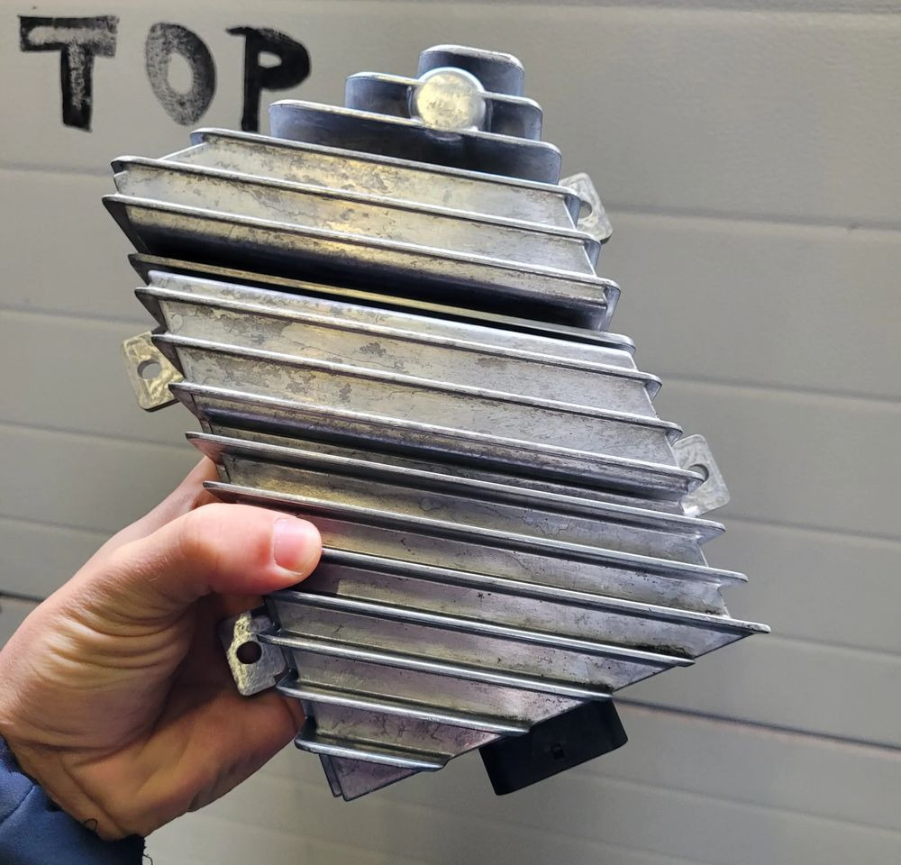 MODUL KOMPUTER DAF XF 2381031 - Riadiaca jednotka pre Nákladné auto: obrázok 1 MODUL KOMPUTER DAF XF 2381031 - Riadiaca jednotka pre Nákladné auto: obrázok 1