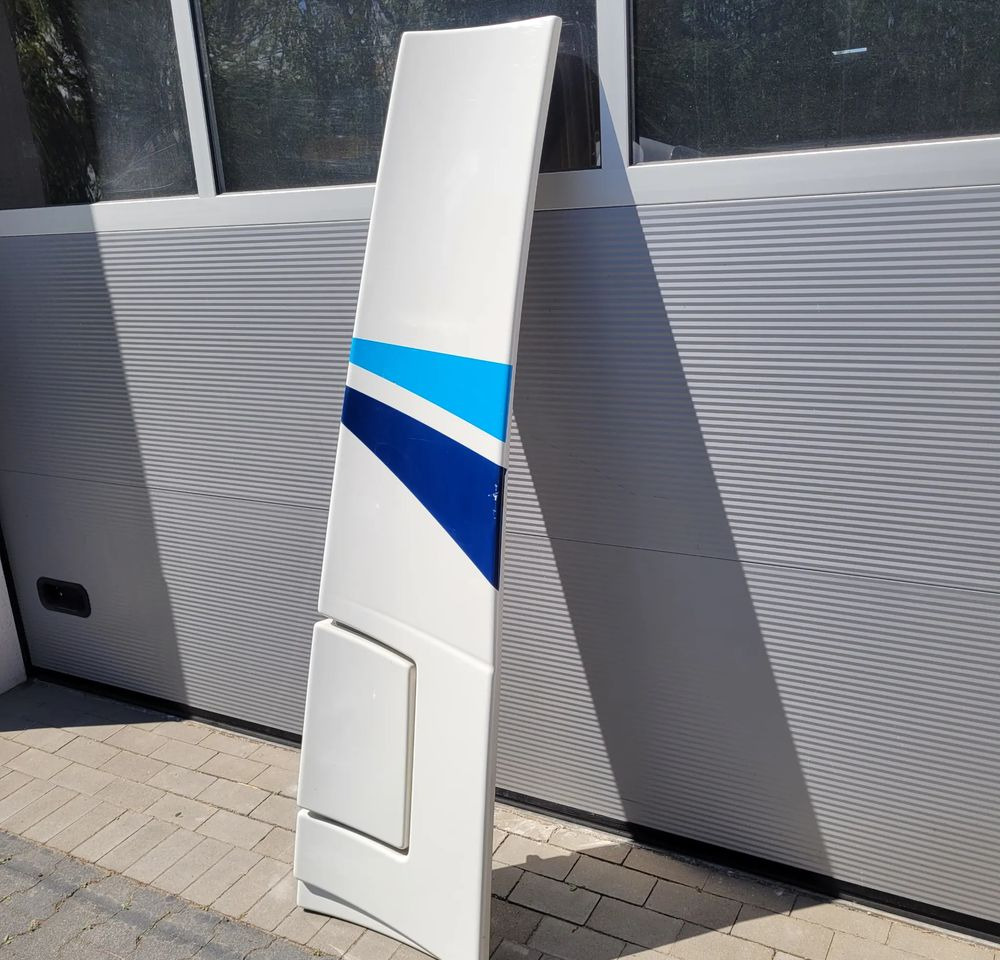 OWIEWKA ZAKABINOWA VOLVO FH4 FH5 ORYGINAŁ RH 82500279 CHWALIM116 - Karoséria a exteriér pre Nákladné auto: obrázok 2 OWIEWKA ZAKABINOWA VOLVO FH4 FH5 ORYGINAŁ RH 82500279 CHWALIM116 - Karoséria a exteriér pre Nákladné auto: obrázok 2