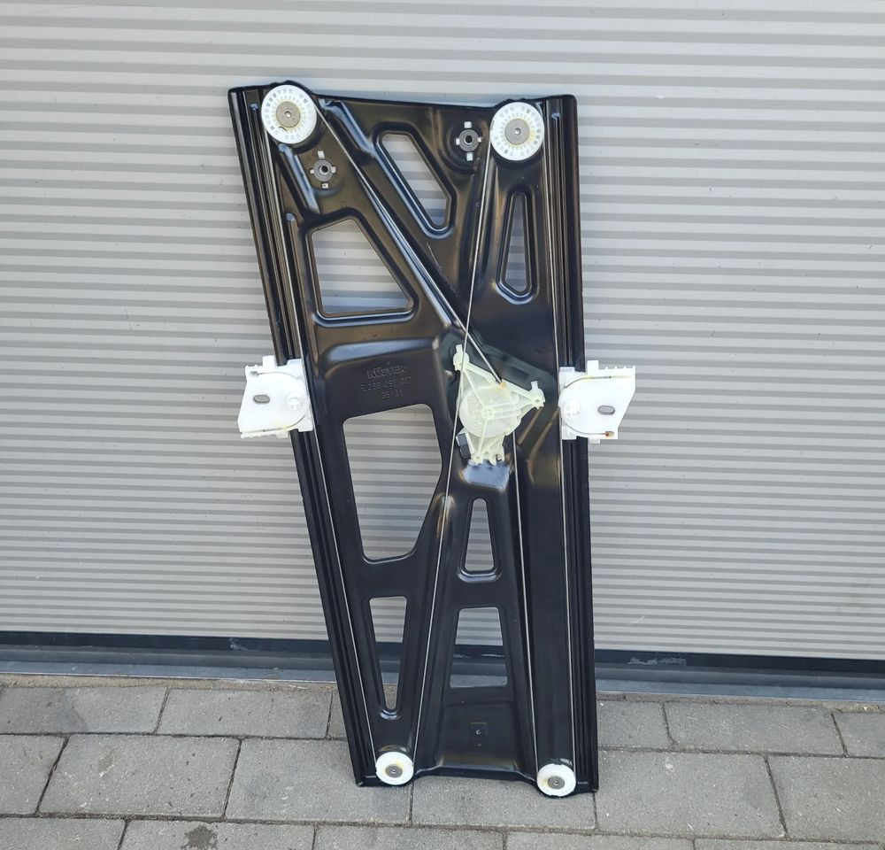 PODNOSNIK SZYBY RH DAF XF 106 OM 1881915 - Mechanizmu zdvíhania okien pre Nákladné auto: obrázok 1 PODNOSNIK SZYBY RH DAF XF 106 OM 1881915 - Mechanizmu zdvíhania okien pre Nákladné auto: obrázok 1