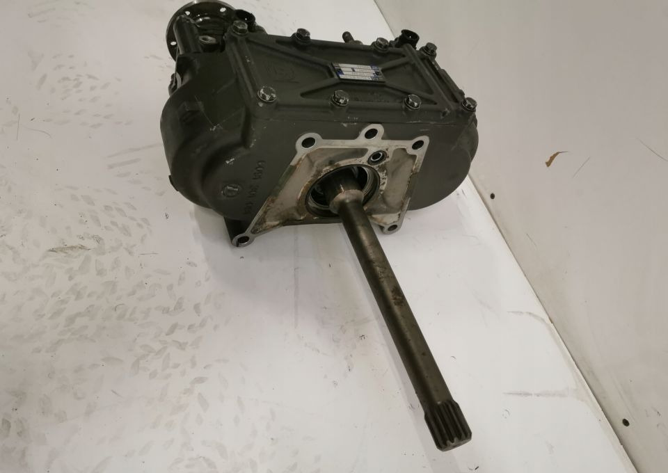 PRZYSTAWKA SKRZYNI BIEGÓW ZF PTO N AS/10 B+C - IT3 - Prevodovka a diely pre Nákladné auto: obrázok 3 PRZYSTAWKA SKRZYNI BIEGÓW ZF PTO N AS/10 B+C - IT3 - Prevodovka a diely pre Nákladné auto: obrázok 3