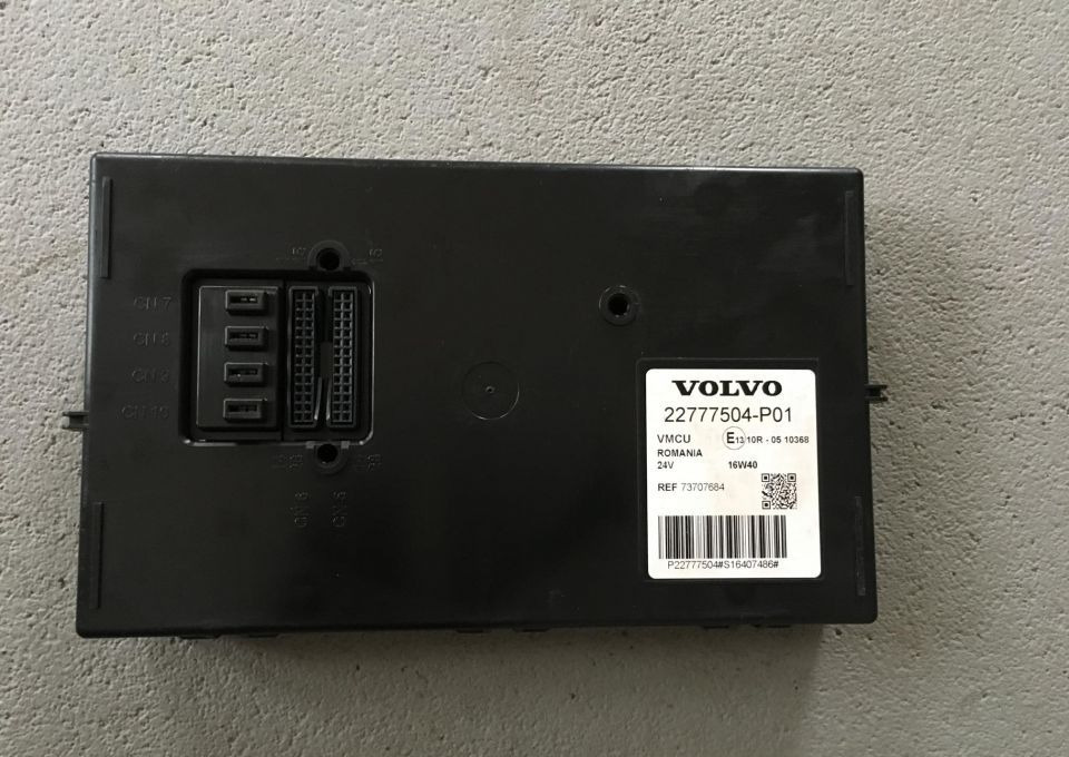 STEROWNIK KOMPUTER VOLVO 73707684 24V VMCU E13 - Riadiaca jednotka pre Nákladné auto: obrázok 1 STEROWNIK KOMPUTER VOLVO 73707684 24V VMCU E13 - Riadiaca jednotka pre Nákladné auto: obrázok 1