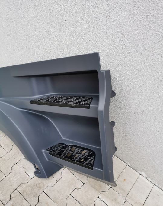 STOPNICA WŁAZ MERCEDES ACTROS MP4 ORYGINAŁ RH. - Schodík pre Nákladné auto: obrázok 3 STOPNICA WŁAZ MERCEDES ACTROS MP4 ORYGINAŁ RH. - Schodík pre Nákladné auto: obrázok 3