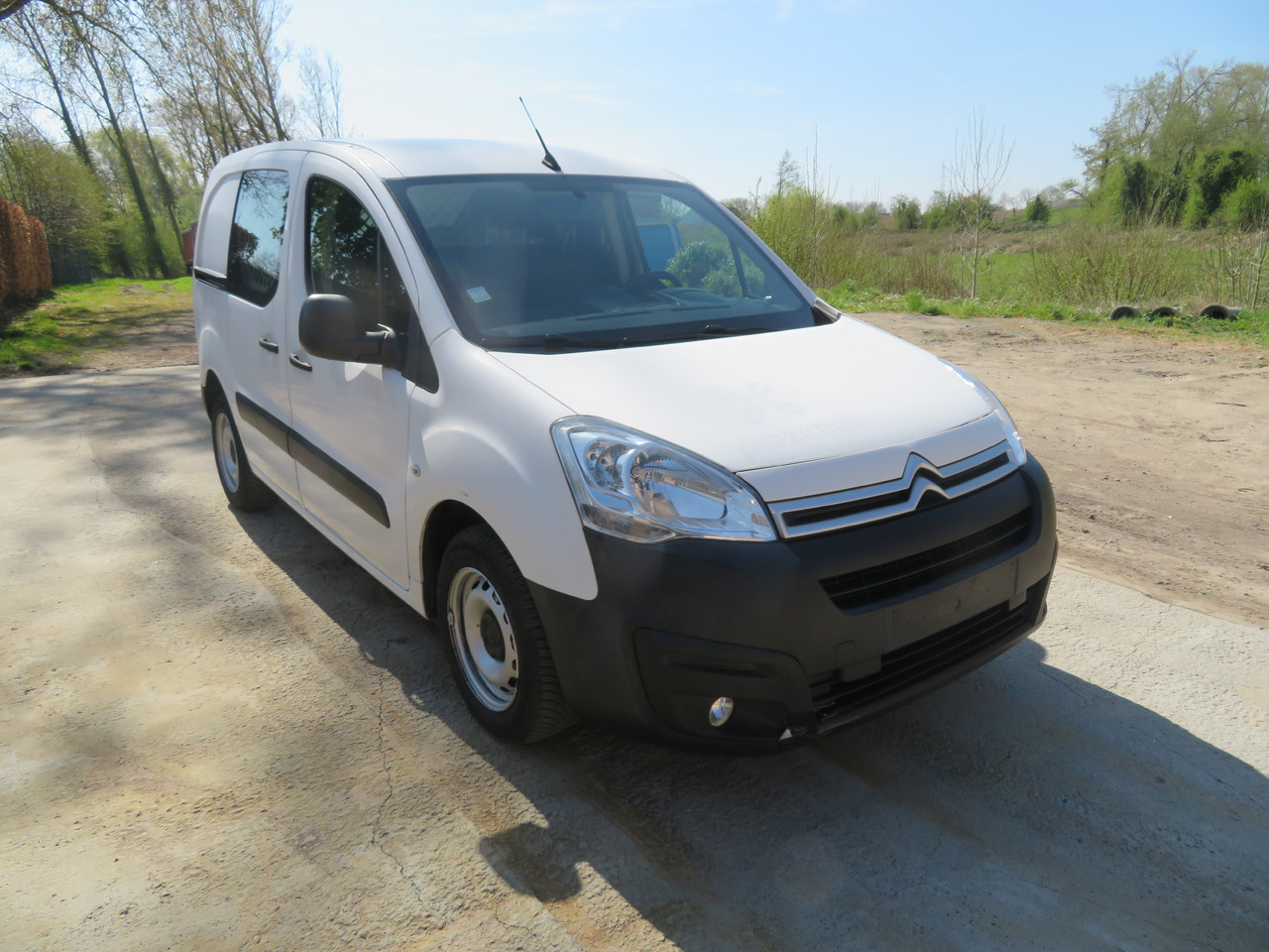 CITROËN Berlingo 1.6 BlueHDi CLUB - Furgon: obrázok 1 CITROËN Berlingo 1.6 BlueHDi CLUB - Furgon: obrázok 1