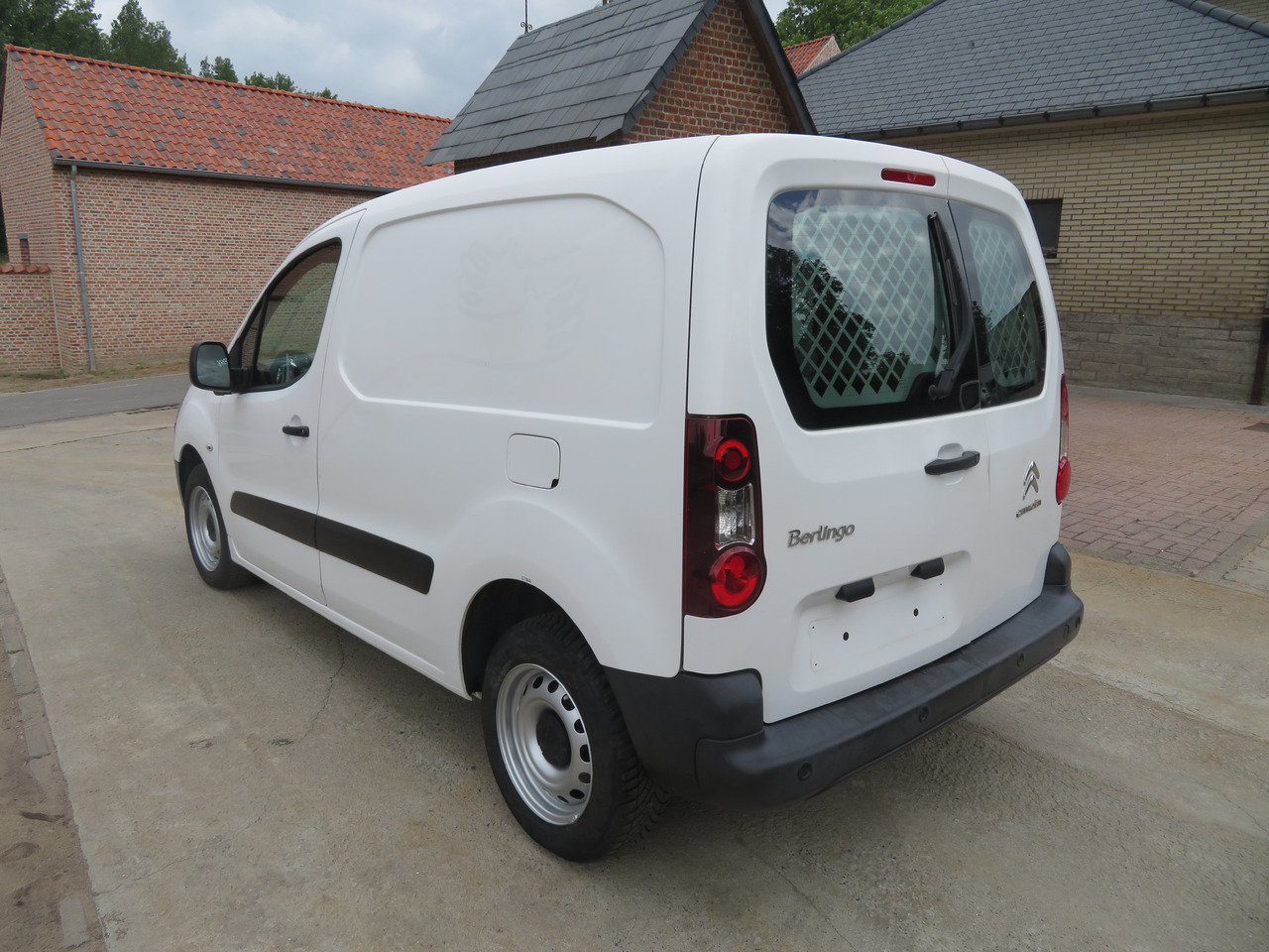 CITROËN Berlingo 1.6 BlueHDi CLUB - Furgon: obrázok 5 CITROËN Berlingo 1.6 BlueHDi CLUB - Furgon: obrázok 5