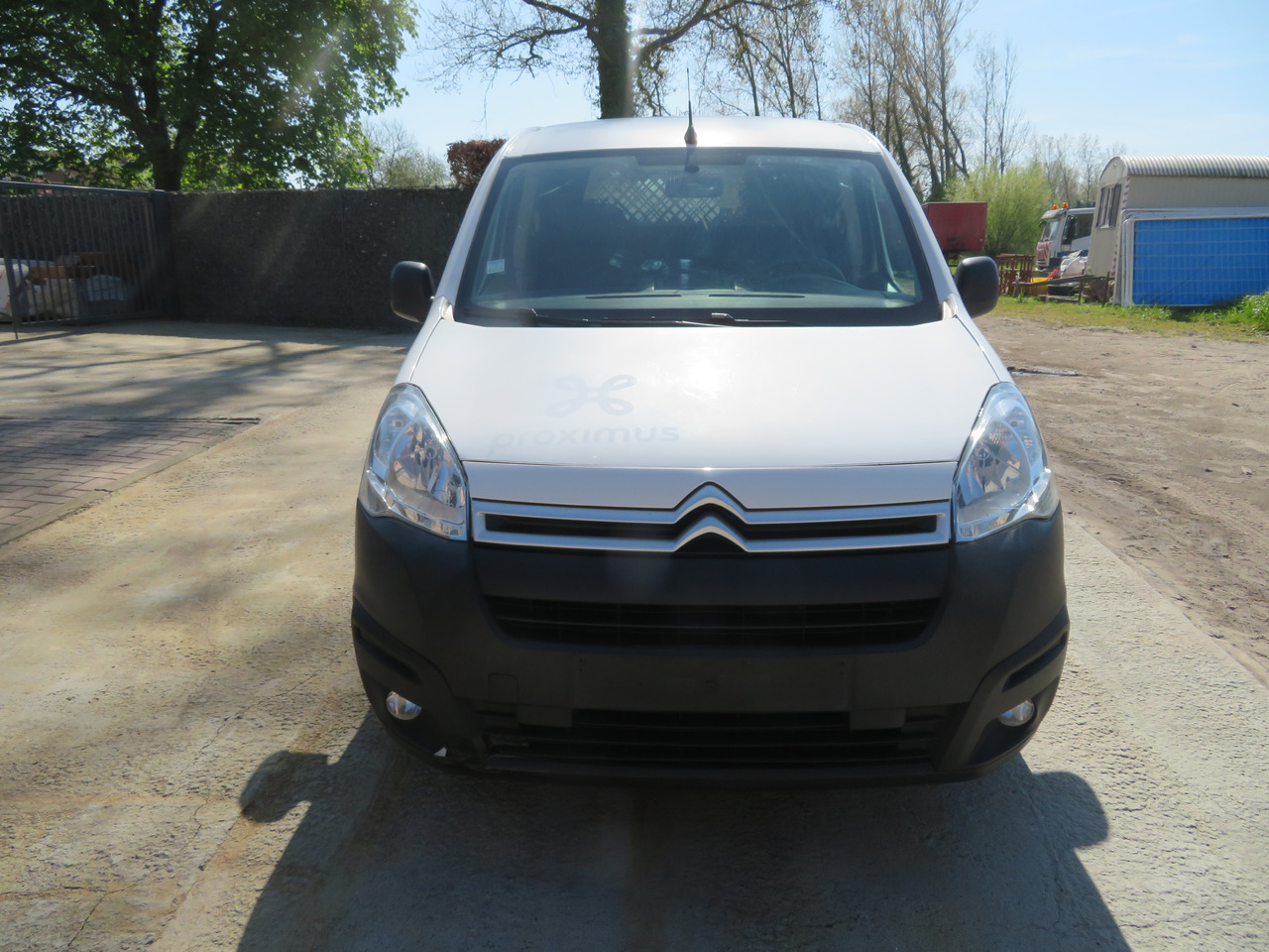 CITROËN Berlingo 1.6 BlueHDi CLUB - Furgon: obrázok 2 CITROËN Berlingo 1.6 BlueHDi CLUB - Furgon: obrázok 2