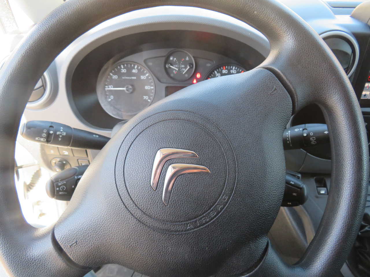 Furgon CITROËN Berlingo 1.6 BlueHDi CLUB: obrázok 16 Furgon CITROËN Berlingo 1.6 BlueHDi CLUB: obrázok 16