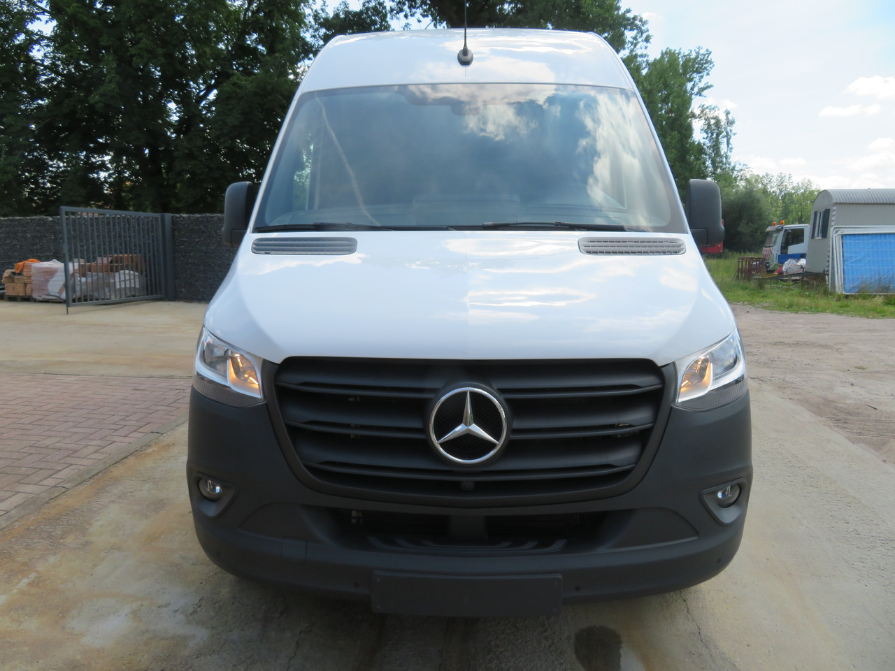 MERCEDES-BENZ Sprinter 317cdi - A2H2 - Dodávka: obrázok 2 MERCEDES-BENZ Sprinter 317cdi - A2H2 - Dodávka: obrázok 2