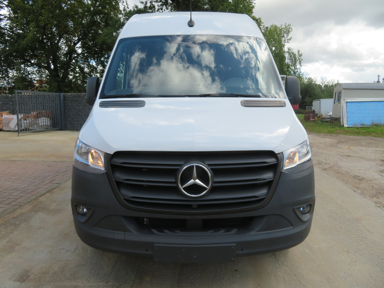 Mercedes-Benz Sprinter 317cdi - A2H2 - Dodávka: obrázok 2 Mercedes-Benz Sprinter 317cdi - A2H2 - Dodávka: obrázok 2