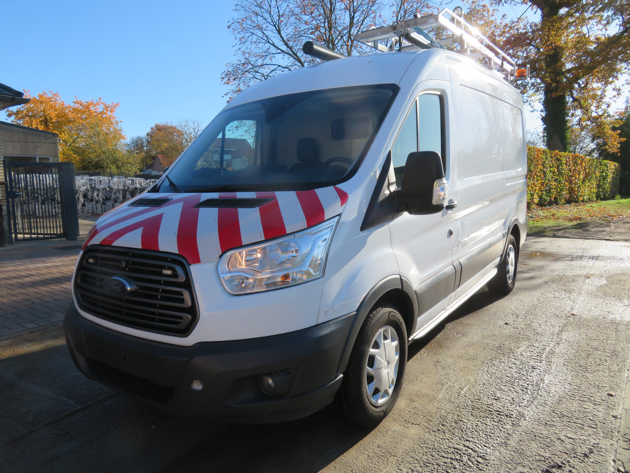 Ford Transit 2.0TDCi - L2H2 - Furgon: obrázok 3 Ford Transit 2.0TDCi - L2H2 - Furgon: obrázok 3