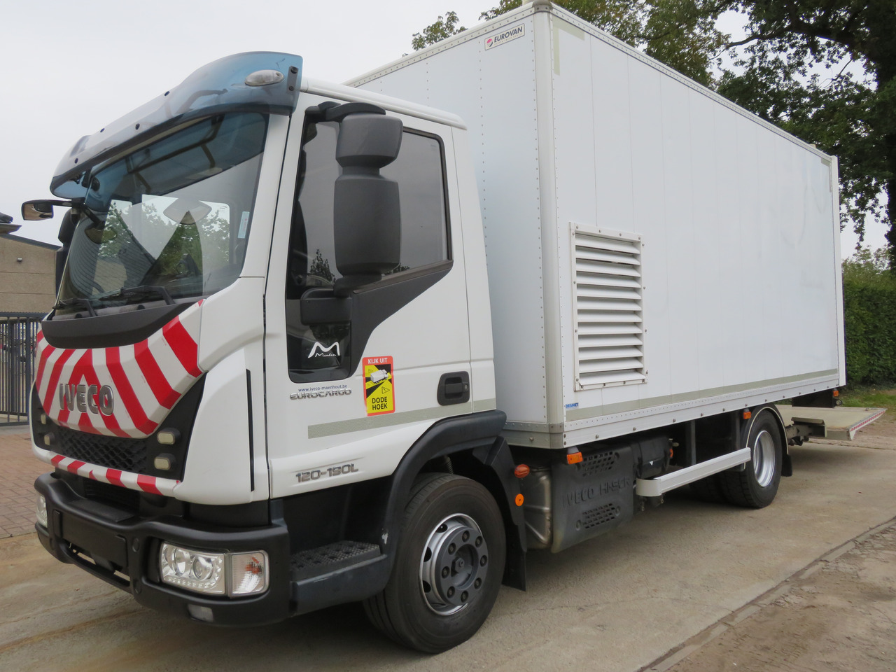 Iveco Eurocargo 120EL - Skříňový nákladní auto: obrázok 3 Iveco Eurocargo 120EL - Skříňový nákladní auto: obrázok 3