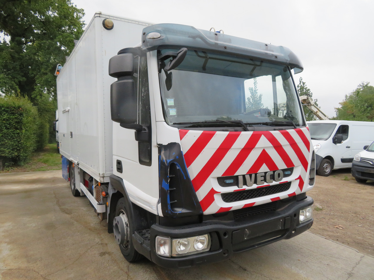 Iveco Eurocargo ML90E18 Bakwagen - Skříňový nákladní auto: obrázok 1 Iveco Eurocargo ML90E18 Bakwagen - Skříňový nákladní auto: obrázok 1