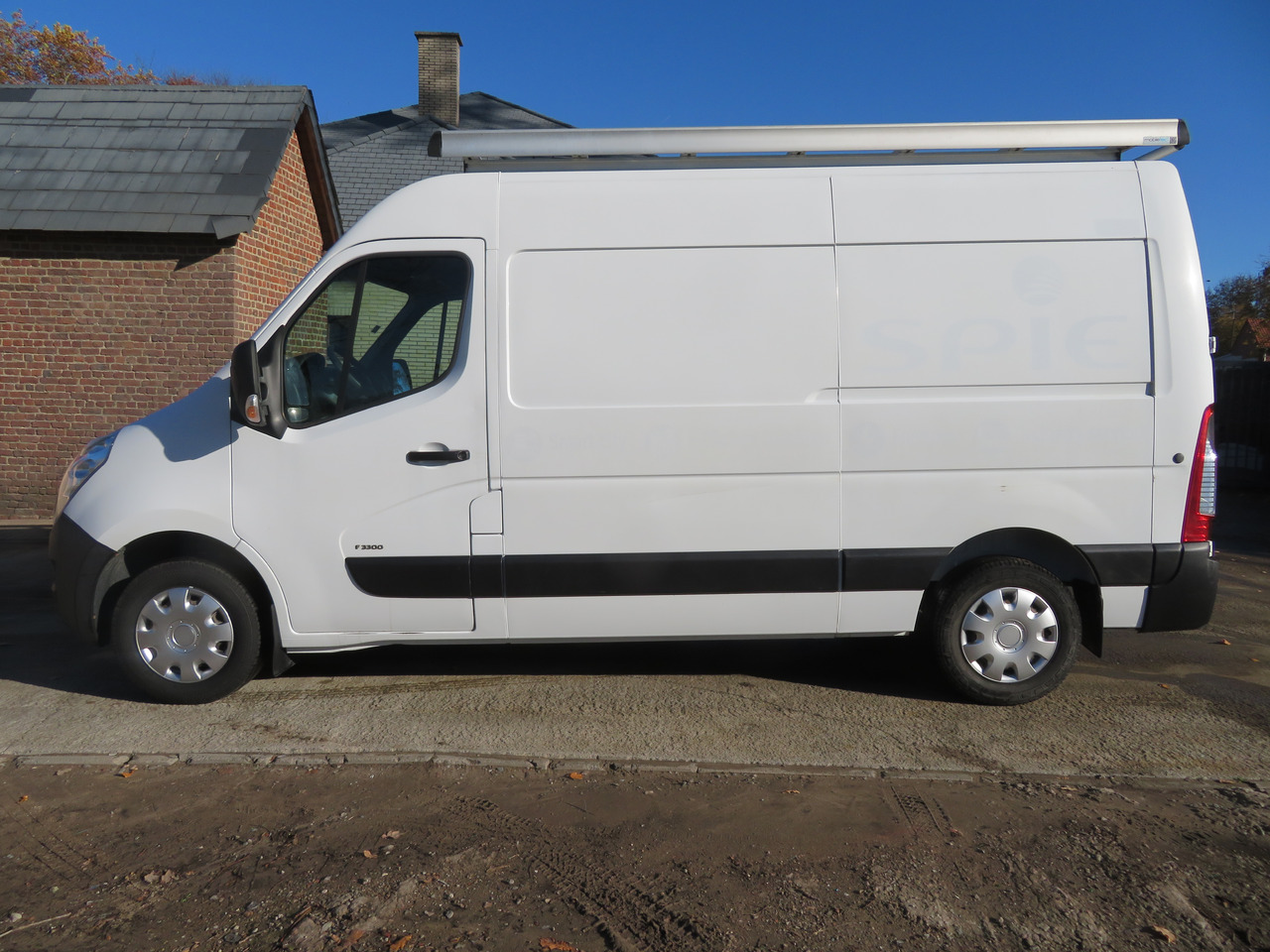 Opel Movano 2.3 CDTI - L2H2 - Malá dodávka: obrázok 4 Opel Movano 2.3 CDTI - L2H2 - Malá dodávka: obrázok 4