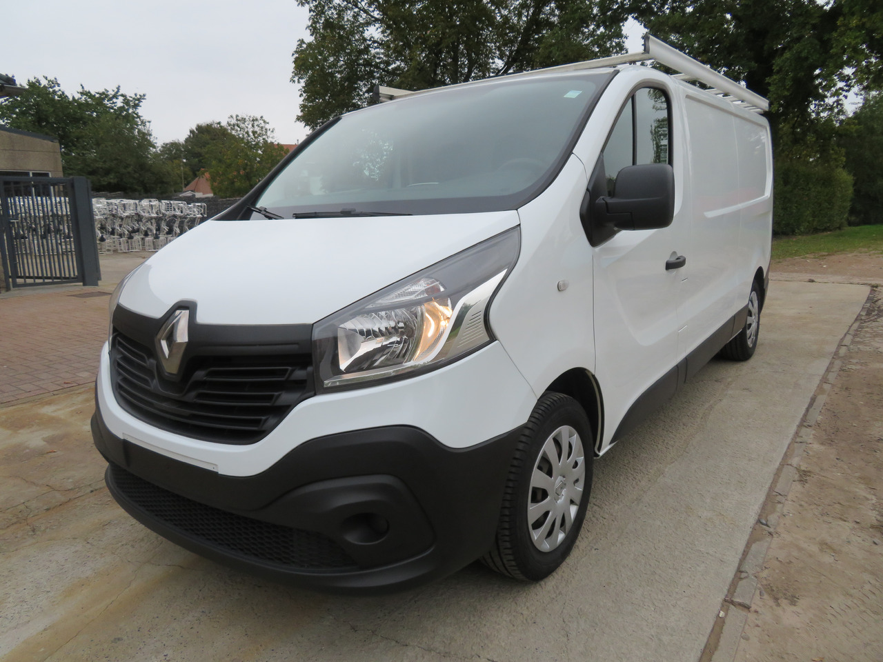 Renault Trafic 1.6dCi Grand Confort - L2H1 - Malá dodávka: obrázok 3 Renault Trafic 1.6dCi Grand Confort - L2H1 - Malá dodávka: obrázok 3