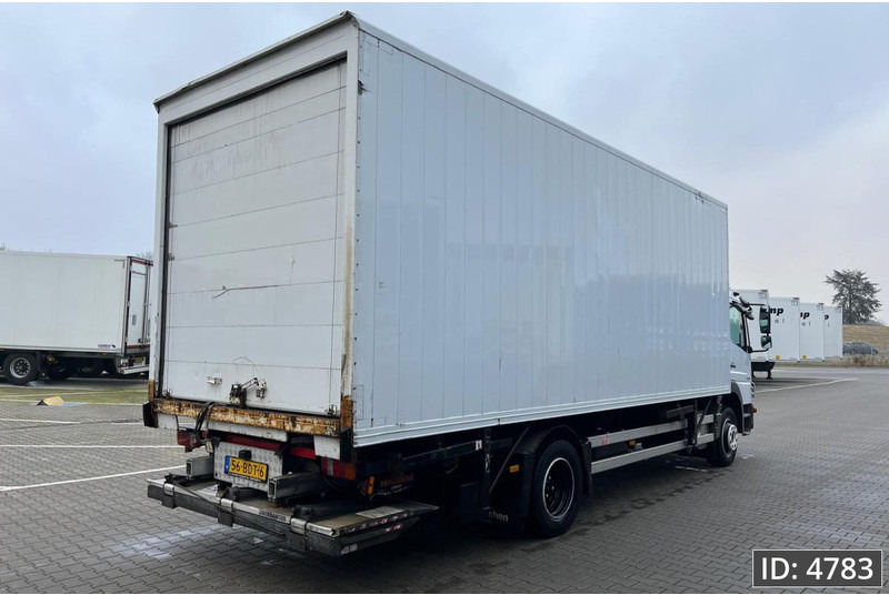 Mercedes-Benz Atego 1218 Day Cab, Euro 5, BDF / EPS automatic / standklima / DHOLLANDIA 2000KG - Kontejnérový podvozek/ Výměnná nástavba: obrázok 3 Mercedes-Benz Atego 1218 Day Cab, Euro 5, BDF / EPS automatic / standklima / DHOLLANDIA 2000KG - Kontejnérový podvozek/ Výměnná nástavba: obrázok 3