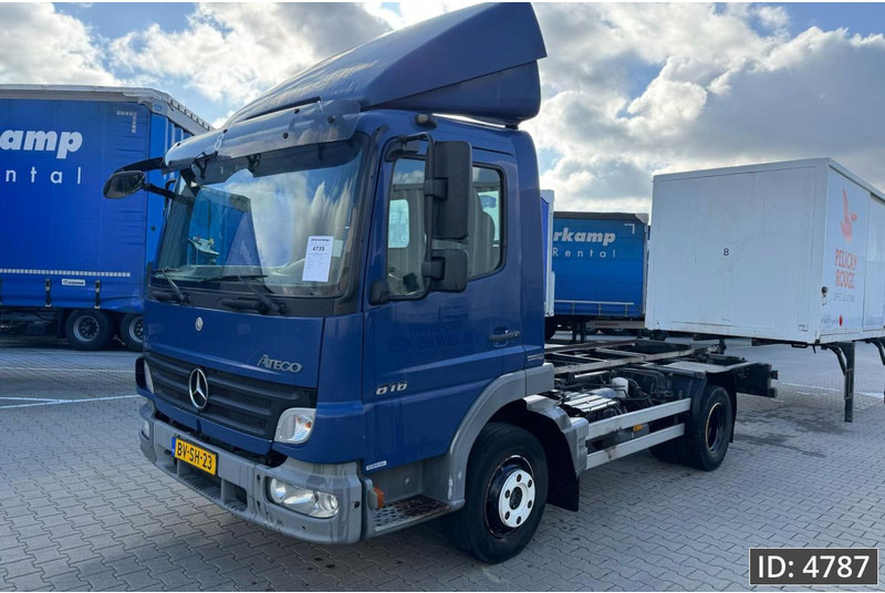 Mercedes-Benz Atego 816 Day Cab, Euro 5, BDF / EPS automatic / standklima / Hydraulic system - Kontejnérový podvozek/ Výměnná nástavba: obrázok 1 Mercedes-Benz Atego 816 Day Cab, Euro 5, BDF / EPS automatic / standklima / Hydraulic system - Kontejnérový podvozek/ Výměnná nástavba: obrázok 1