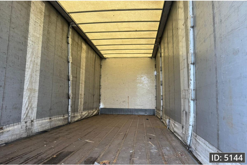 Scania P230 Day Cab, Euro 5, / Manual / 750x248x260 / DHOLLANDIA - Plachtové nákladné vozidlo: obrázok 5 Scania P230 Day Cab, Euro 5, / Manual / 750x248x260 / DHOLLANDIA - Plachtové nákladné vozidlo: obrázok 5