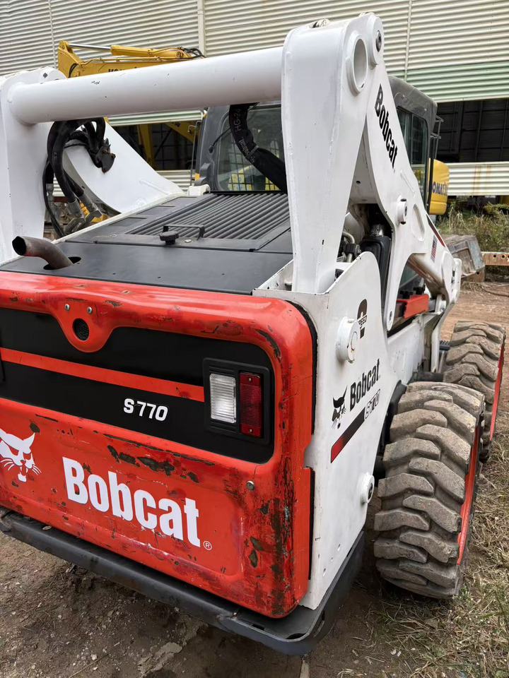 BOBCAT S770 Skid Steer Loader Click for Discount - Šmykom riadený nakladač: obrázok 2 BOBCAT S770 Skid Steer Loader Click for Discount - Šmykom riadený nakladač: obrázok 2