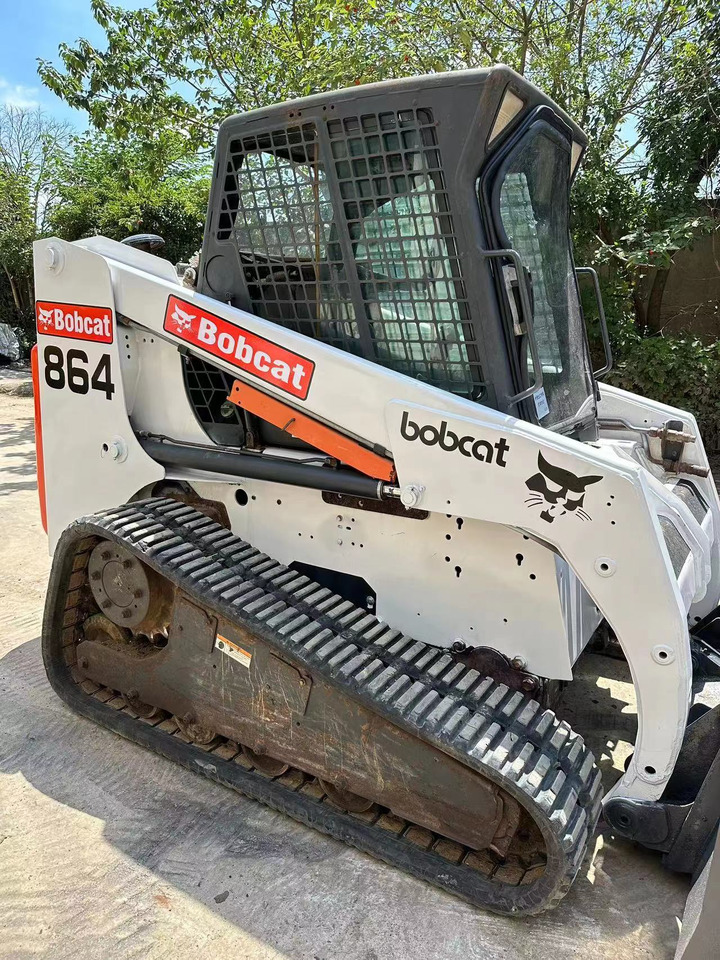 BOBCAT Skid Steer Loader - Šmykom riadený nakladač: obrázok 2 BOBCAT Skid Steer Loader - Šmykom riadený nakladač: obrázok 2