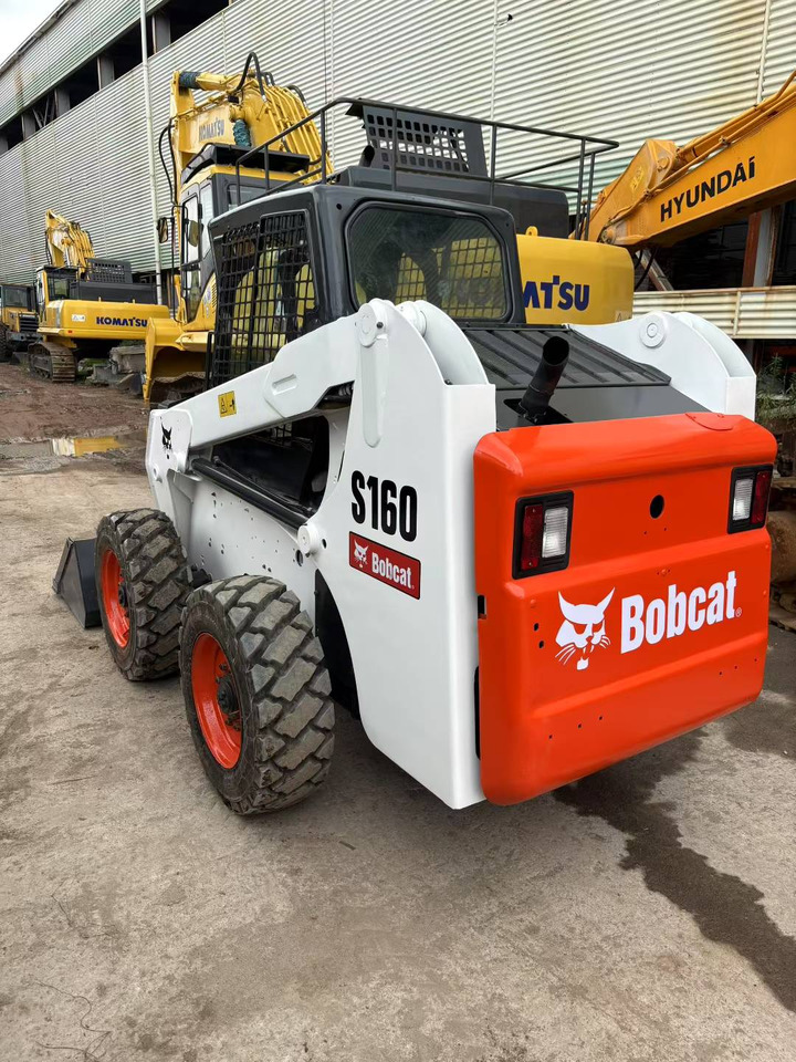 BOBCAT Skid Steer Loader S160 - Šmykom riadený nakladač: obrázok 3 BOBCAT Skid Steer Loader S160 - Šmykom riadený nakladač: obrázok 3