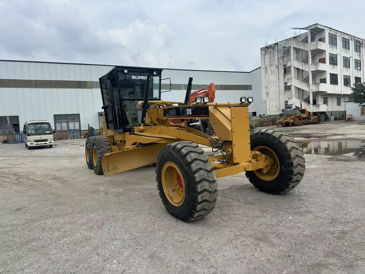 CATERPILLAR 12G CAT Grader - Zrovnávač: obrázok 4 CATERPILLAR 12G CAT Grader - Zrovnávač: obrázok 4