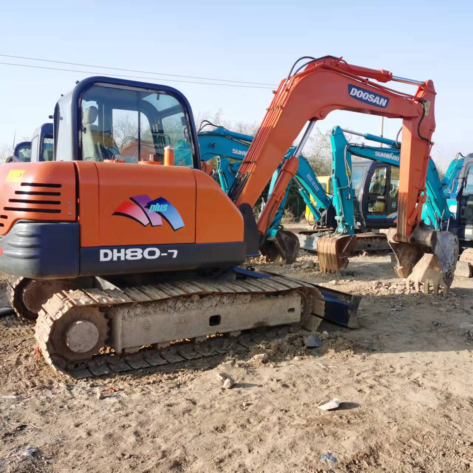 DOOSAN DH80-7 - Pásové rýpadlo: obrázok 1 DOOSAN DH80-7 - Pásové rýpadlo: obrázok 1