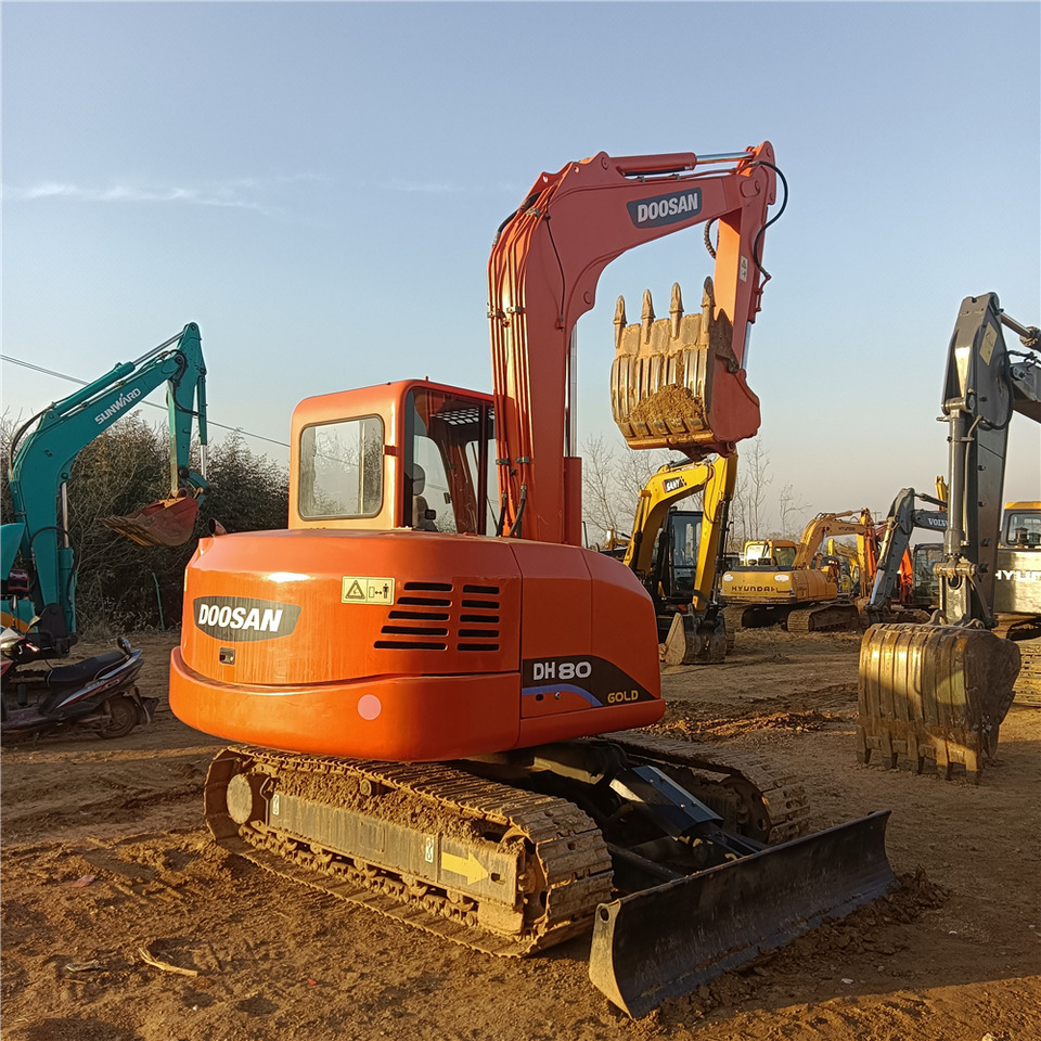 DOOSAN DH80 - Pásové rýpadlo: obrázok 2 DOOSAN DH80 - Pásové rýpadlo: obrázok 2
